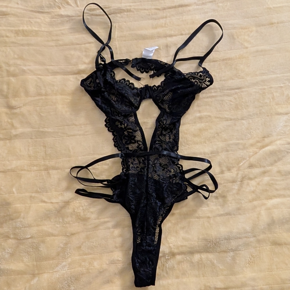 Source Unknown Black Lace Bodysuit